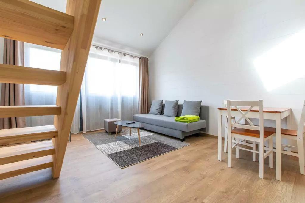 Domaine des Ecuries - Appartements meublés à Talloires Esterno foto