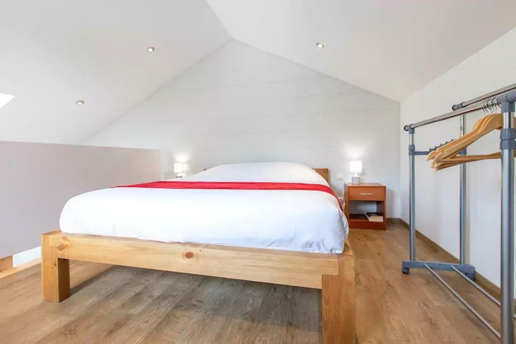 Domaine des Ecuries - Appartements meublés à Talloires Esterno foto