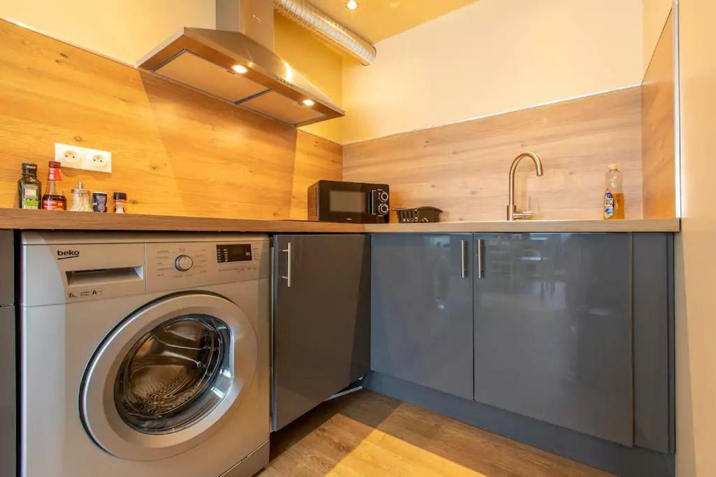 Domaine des Ecuries - Appartements meublés à Talloires Esterno foto